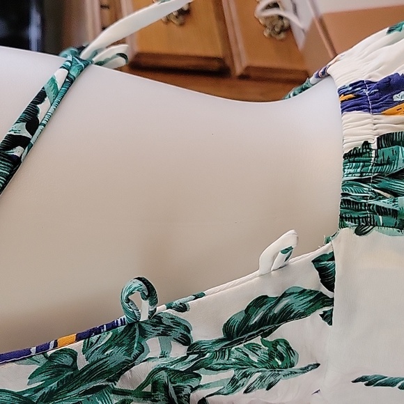 Stylish romper - Picture 3 of 4